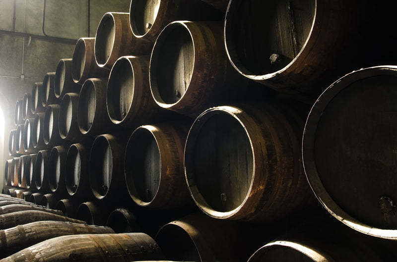 How To Age Whiskey: A Complete Guide