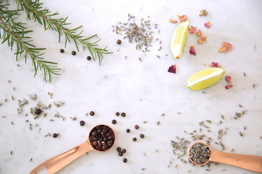 Gin Botanicals: Exploring the Flavors and Aromas