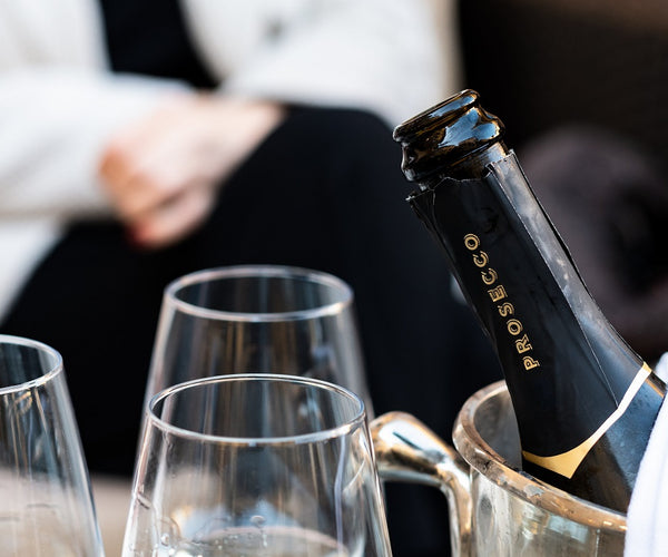 How Long Does Prosecco Last After Opening? | Barbank