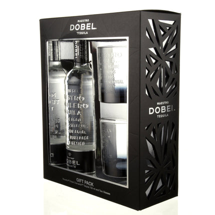 Maestro Dobel Diamante with two glasses Gift Pack