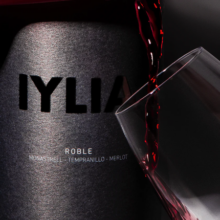 Iylia Roble Red Blend