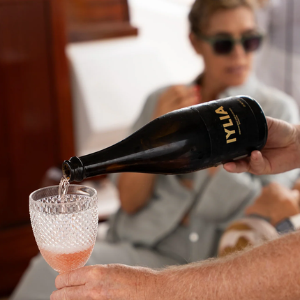 IYLIA Premium Rose Non-Alcoholic Sparkling Rose