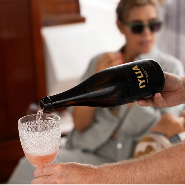 IYLIA Premium Rose Non-Alcoholic Sparkling Rose