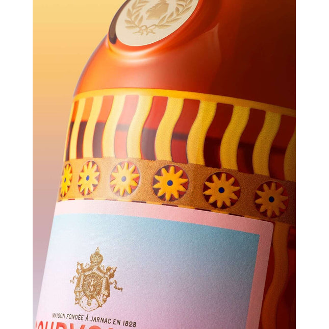 Courvoisier VSOP Yinka Ilori 700mL