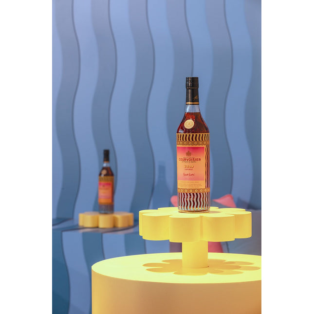 Courvoisier VSOP Yinka Ilori 700mL