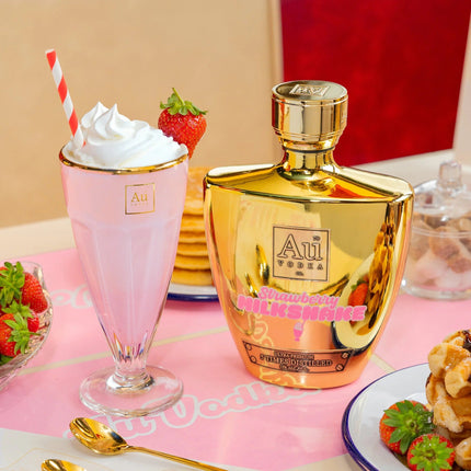 Au Strawberry Milkshake Vodka 700mL